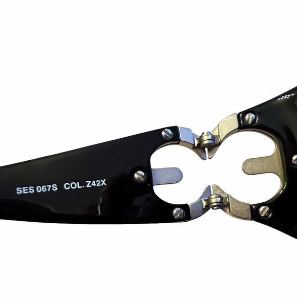 Escada SES 067S COL Z42X Black Rhinestone Logo Sunglasses – Excellent Condition - Picture 4 of 8